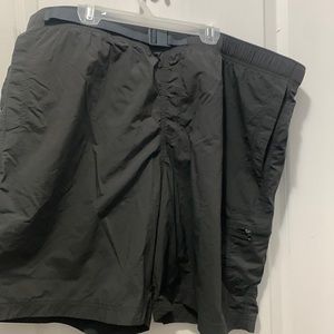 Men’s Columbia Short